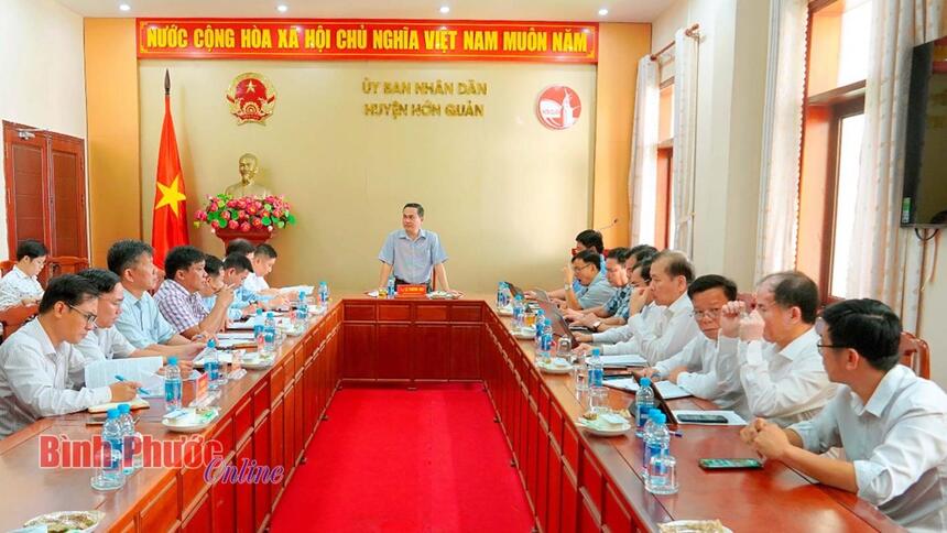 Tháo gỡ vướng mắc và hoàn thành giải phóng mặt bằng trước ngày 15/6