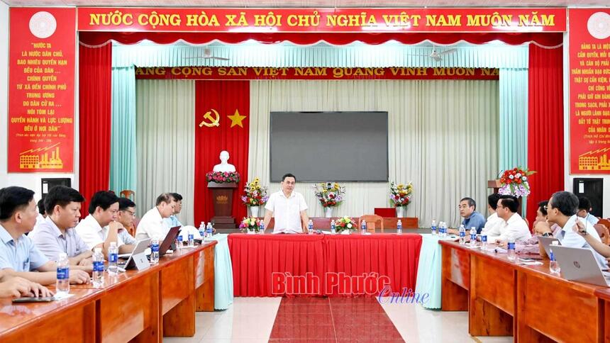 Lãnh đạo tỉnh kiểm tra thực địa, tháo gỡ vướng mắc các dự án giao thông trọng điểm
