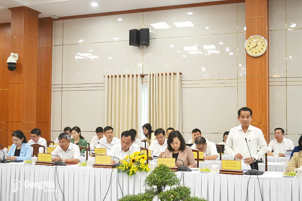 ''Phó bí thư Tỉnh ủy, Chủ tịch HĐND tỉnh Đồng Nai Thái Bảo phát biểu tại buổi làm việc. Ảnh: Phương Hằng ''